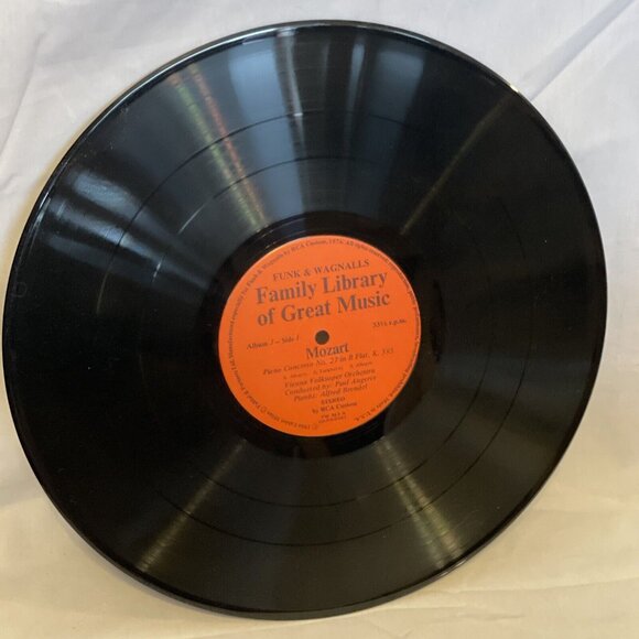 The Piano Concerto In B Flat Funk & Wagnalls Family Library Of Great Music Album - Picture 9 of 12